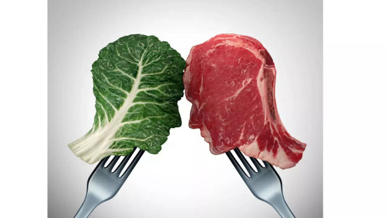 शाकाहारी बनाम मांसाहारी डाइट: कौन-सी है ज्यादा सेहतमंद?